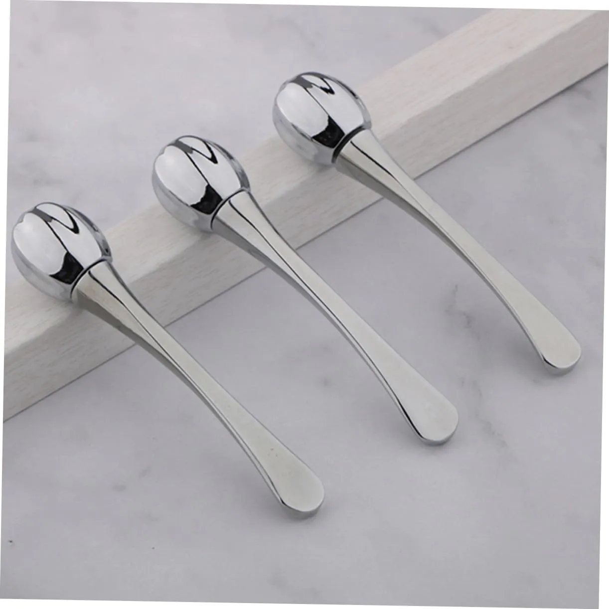 5pcs Eye Massage Stick Eye Cream Roller Applicator Tool for Skincare Compact Lightweight Design Dual Ends for Cream Application for Puffiness Relief and Circulation