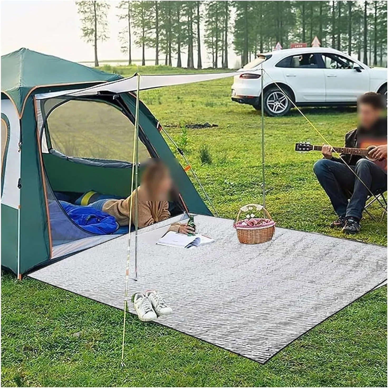 Aluminum Foil Camping Mat Ground Mat Film Double-Sided Insulated Roll Mat Moisture-Proof Camp Mattress Dustproof Waterproof Sleeping Mat for Park Yoga Picnics Fishing