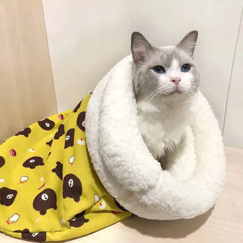 Cat sleeping bag