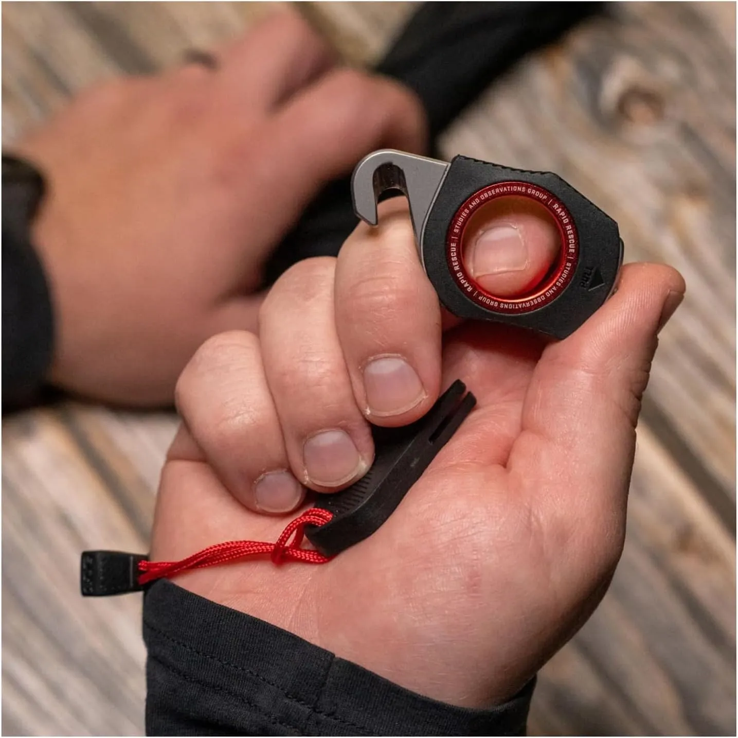 SOG Rapid Rescue Multi-Tool | Stainless Steel Seatbelt Cutter, GRN Handle, Aluminum Pull-Ring, Quick to Deploy from The Sheath