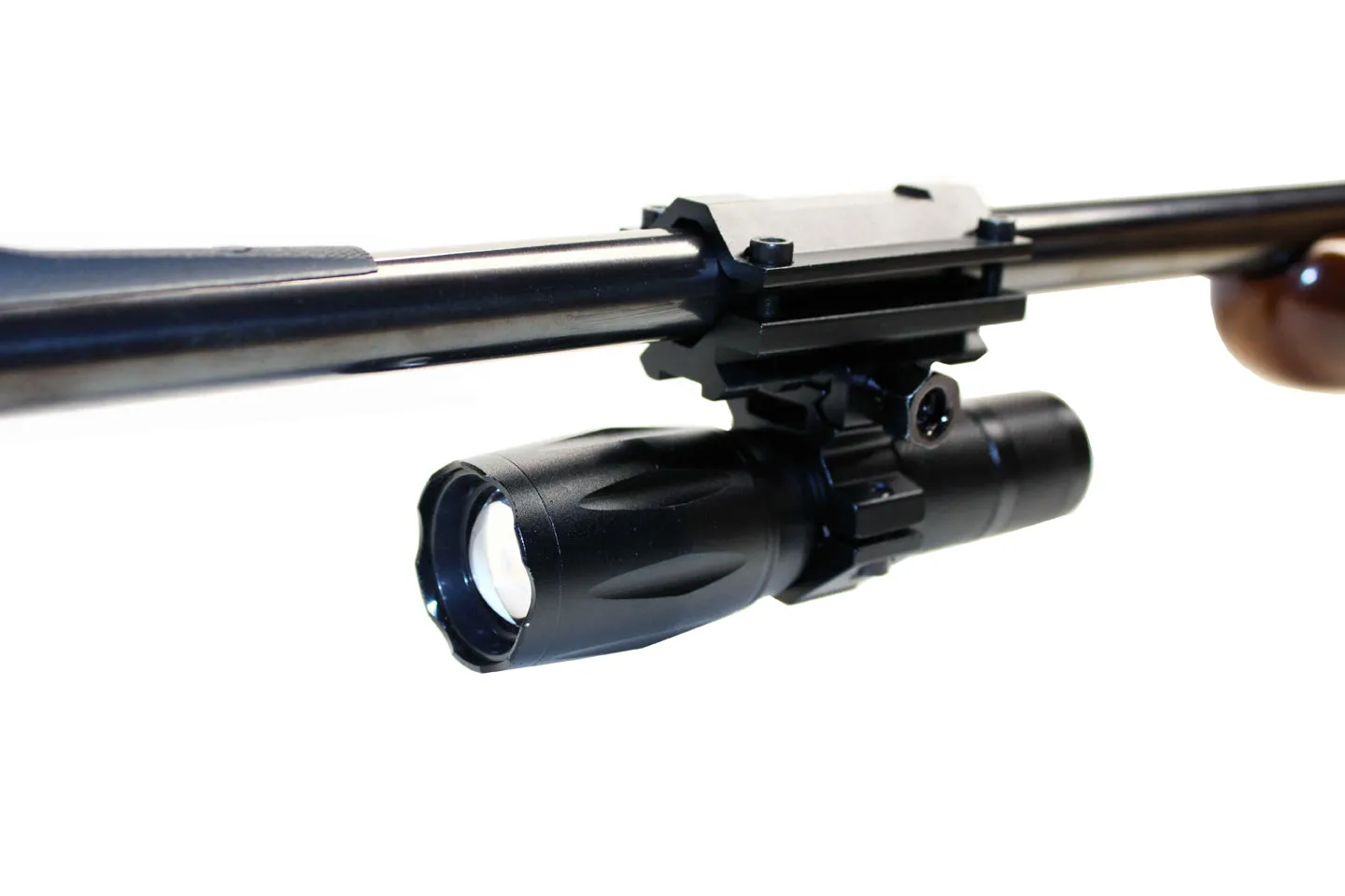 Tactical 1000 Lumen Flashlight with mount For Weatherby Vanguard Rifles.