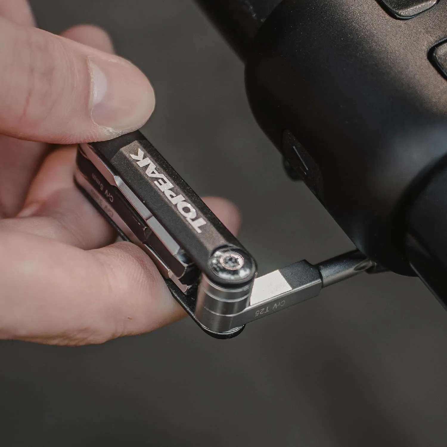 Topeak Nano 7 Multi-Tool - Compact CNC-Made Portable Tool with 7 Functions - Nano 7 (7 functions)