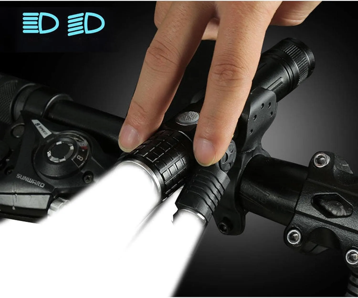 Zoomable LED Flashs, Rechargeable Camping Torch, Powerful Spot, 350m Beam Distance, Outdoor Hiking, Bike Clip Included - E38 Charging Cable